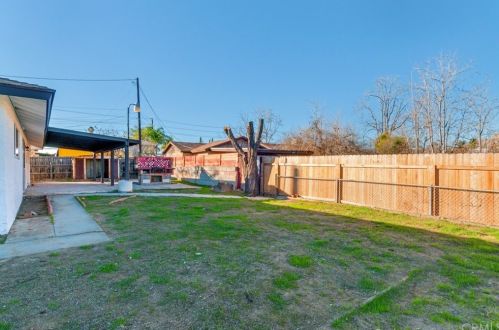 222 A St, Perris CA 92570-1904 exterior