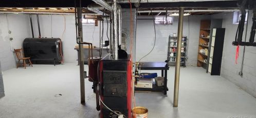 78 Palmer St, Killingly CT exterior