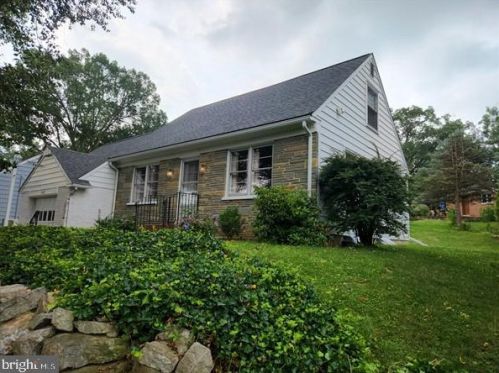 1410 Springside Dr, Lancaster PA 17603-6320 exterior