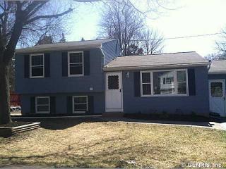 7 Kerr Ave, Rochester, NY 14606-3715