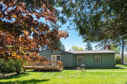 4109 Cooke St, Duluth MN 55804-1944 exterior