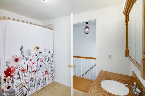 2454 Amber St, Philadelphia PA  19125-1619 exterior