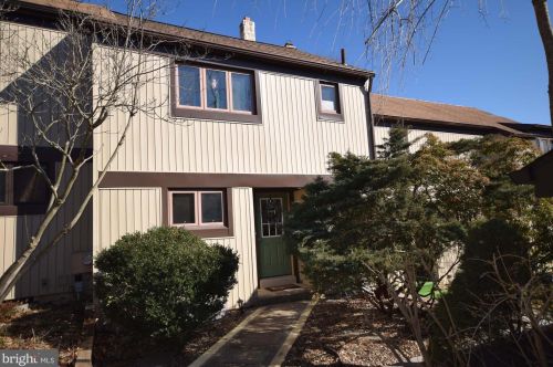 24 Abel Pl, Media PA 19063-5423 exterior