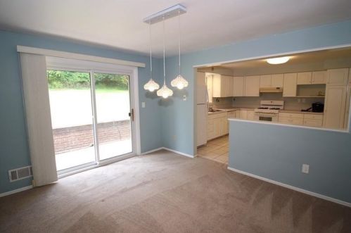 525 Dorseyville Rd, Pittsburgh PA  15238-1651 exterior