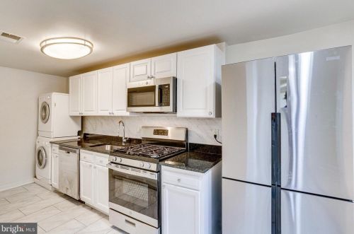 624 Q St, Washington, DC 20001-3405