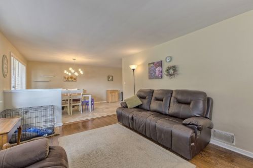 54 Observatory St, Manor PA 15665-9748 exterior