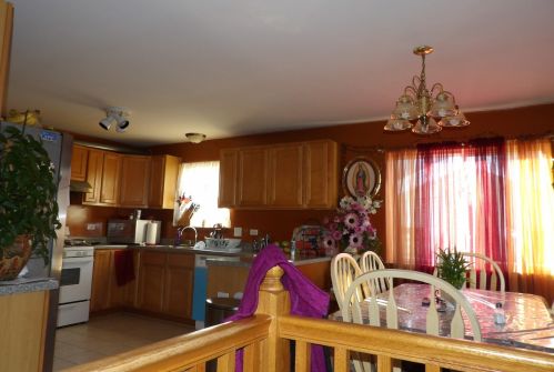 1303 Grand Ave, Waukegan IL 60085-2301 exterior