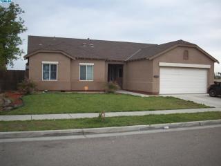 2284 Chism Ave, Tulare, CA 93274-1739