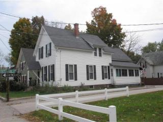 31 Downing St, Concord, NH 03301-3507