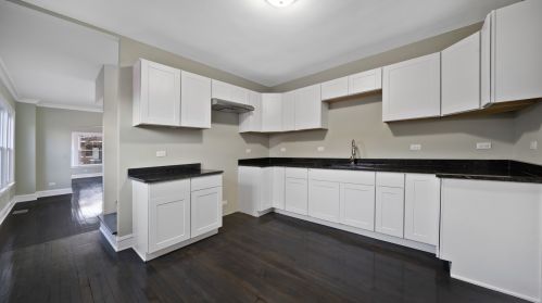 4300 Cullerton St, Chicago IL 60608-2620 exterior