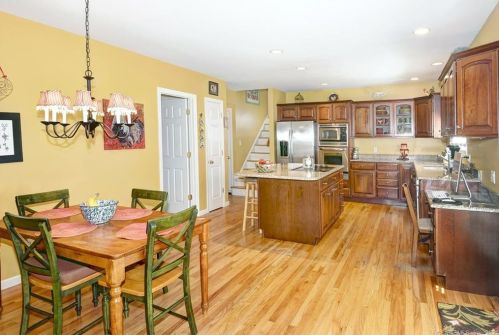 789 Ridgebury Rd, Ridgefield CT 06877-1407 exterior