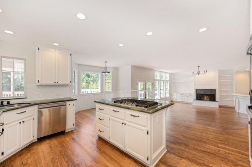 2327 Hartford Ct, Folsom CA 95762-5931 exterior