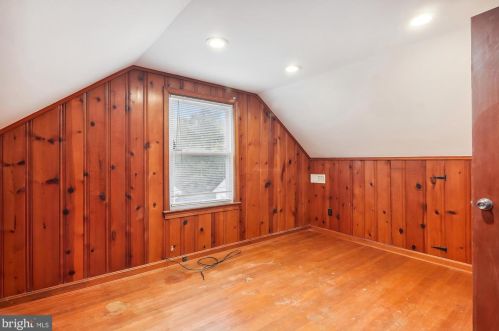 1009 Lewis Ave, Rockville MD 20851-2350 exterior