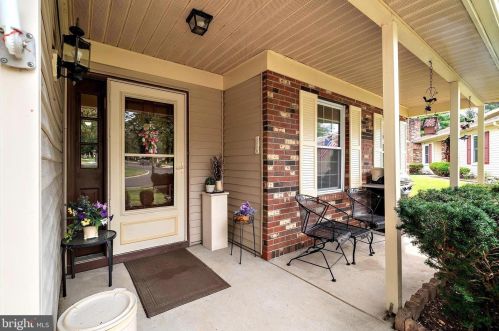 119 Hilltop Ct, Columbus, NJ 08022-1065