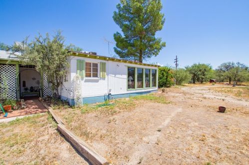 8440 Tanque Verde Rd, Tucson, AZ 85749-8797