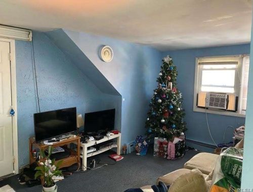 100 3 Ave, Huntington Station NY 11746-2307 exterior