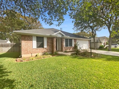 3616 Aspen Crk Pkwy, Austin TX 78749-6915 exterior