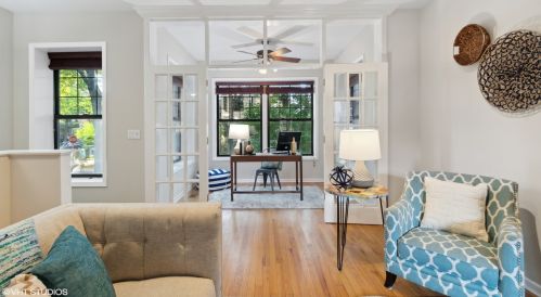 4707 Campbell Ave, Chicago, IL 60625-2905