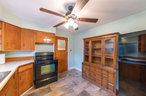 2822 Mount Olivet Rd, Kalamazoo MI 49004-1833 exterior