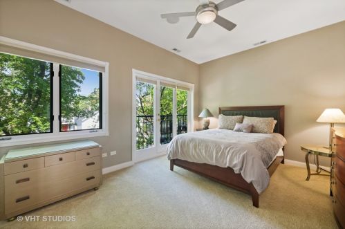 2647 Marshfield Ave, Chicago IL 60614-1001 exterior