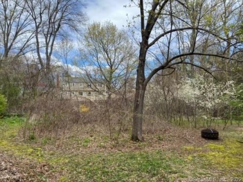 30 Avondale Rd, Hartford CT 06117-1108 exterior