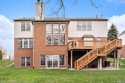 5348 Creekmonte Dr, Rochester MI 48306-4793 exterior