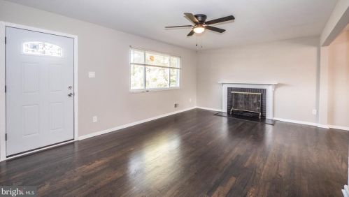 9615 New Hampshire Ave, Silver Spring MD 20905-3918 exterior