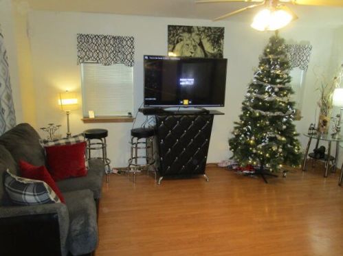 2555 33, Milwaukee WI 53215-2806 exterior