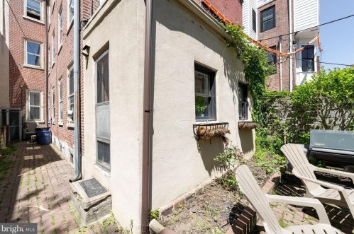 1223 6 St, Philadelphia PA 19120-3101 exterior