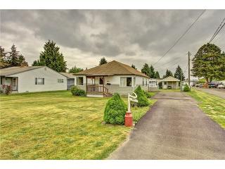 449 122 St, Seattle WA  98178-4533 exterior