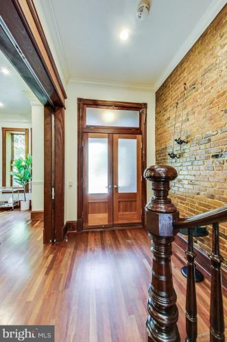 1512 R St, Washington, DC 20009-3818