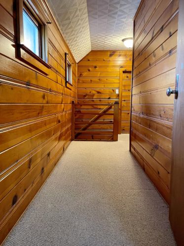 861 Leonard St, Grand Rapids MI 49534-0011 exterior