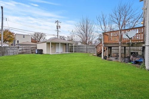 1538 Tripp Ave, Chicago IL 60652-2948 exterior