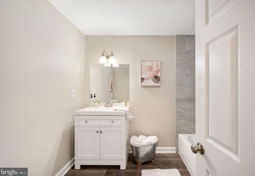 5710 Larpin Ln, Alexandria VA 22310-1249 exterior