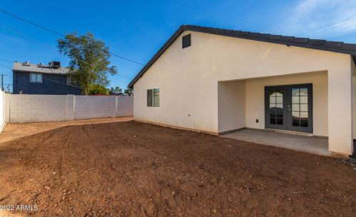 1832 Cypress St, Phoenix AZ 85006-1837 exterior