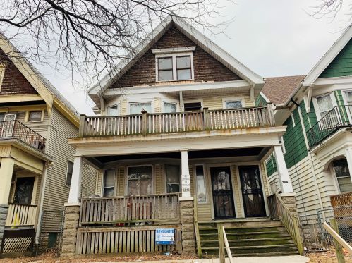 2845 24th Pl, Milwaukee, WI 53206-1106