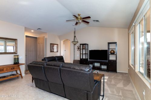 7655 Summer Scene Dr, Tucson AZ  85743-5184 exterior