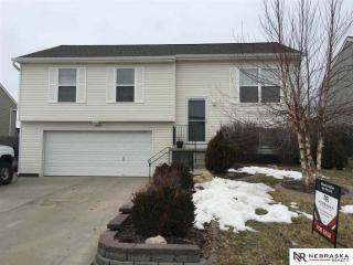 15814 Briar St, Omaha, NE 68136-1181