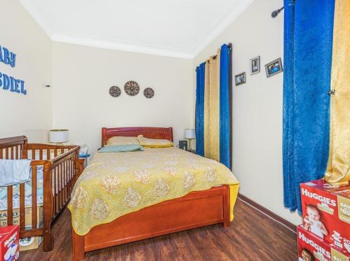 2224 Valentine Ave, Bronx NY 10458-7139 exterior