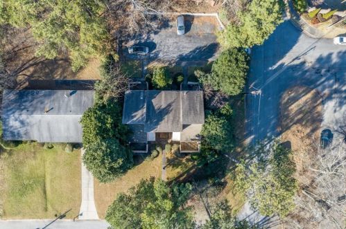 1152 Lynmoor Dr, Atlanta GA 30319-4126 exterior