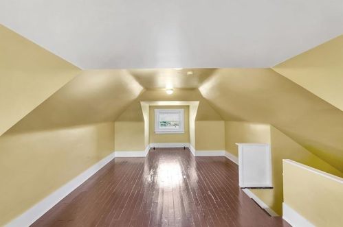 7356 Whipple St, Pittsburgh PA 15218-2054 exterior