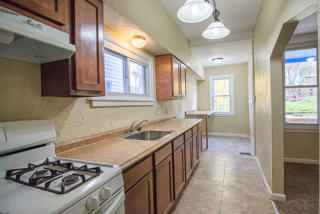 738 10th St, Monroeville PA  15140-1106 exterior