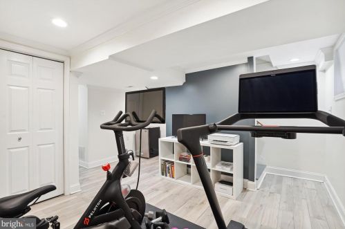 917 Columbus St, Alexandria VA 22314-1611 exterior