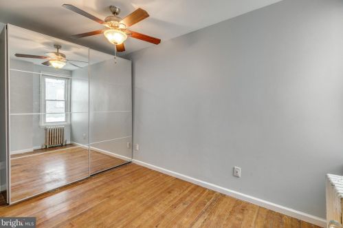 2017 Colorado St, Philadelphia PA 19145-2911 exterior