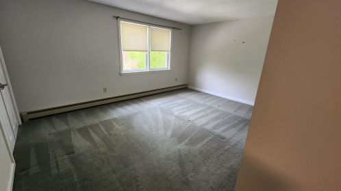 42 Hoit Rd, Concord NH  03301-1803 exterior