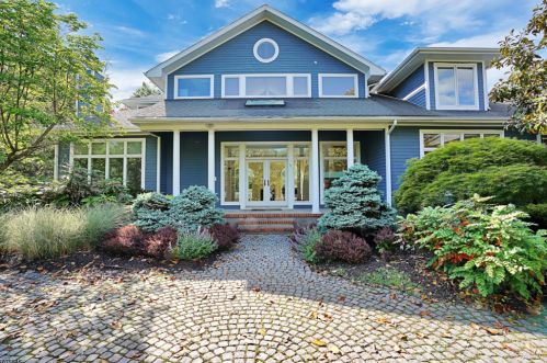 17 Gateshead Dr, Bridgewater, NJ 08807-1466