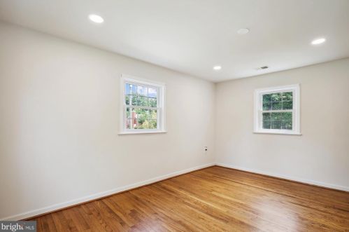 3432 Memorial St, Alexandria VA 22306-1548 exterior