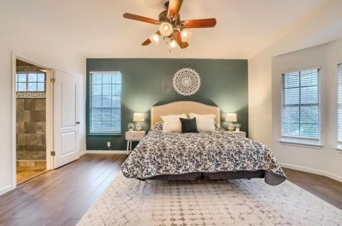 8514 Frst Hts Ln, Austin TX 78749-3500 exterior