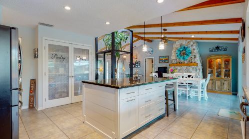 2471 Shell Ave, Fort Pierce FL  34952-6857 exterior