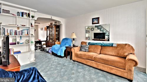 4548 Marple St, Philadelphia PA 19136-3702 exterior